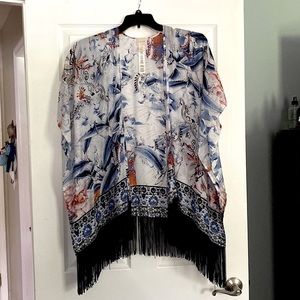 Chico’s Wrap; beautiful print with fringe detail